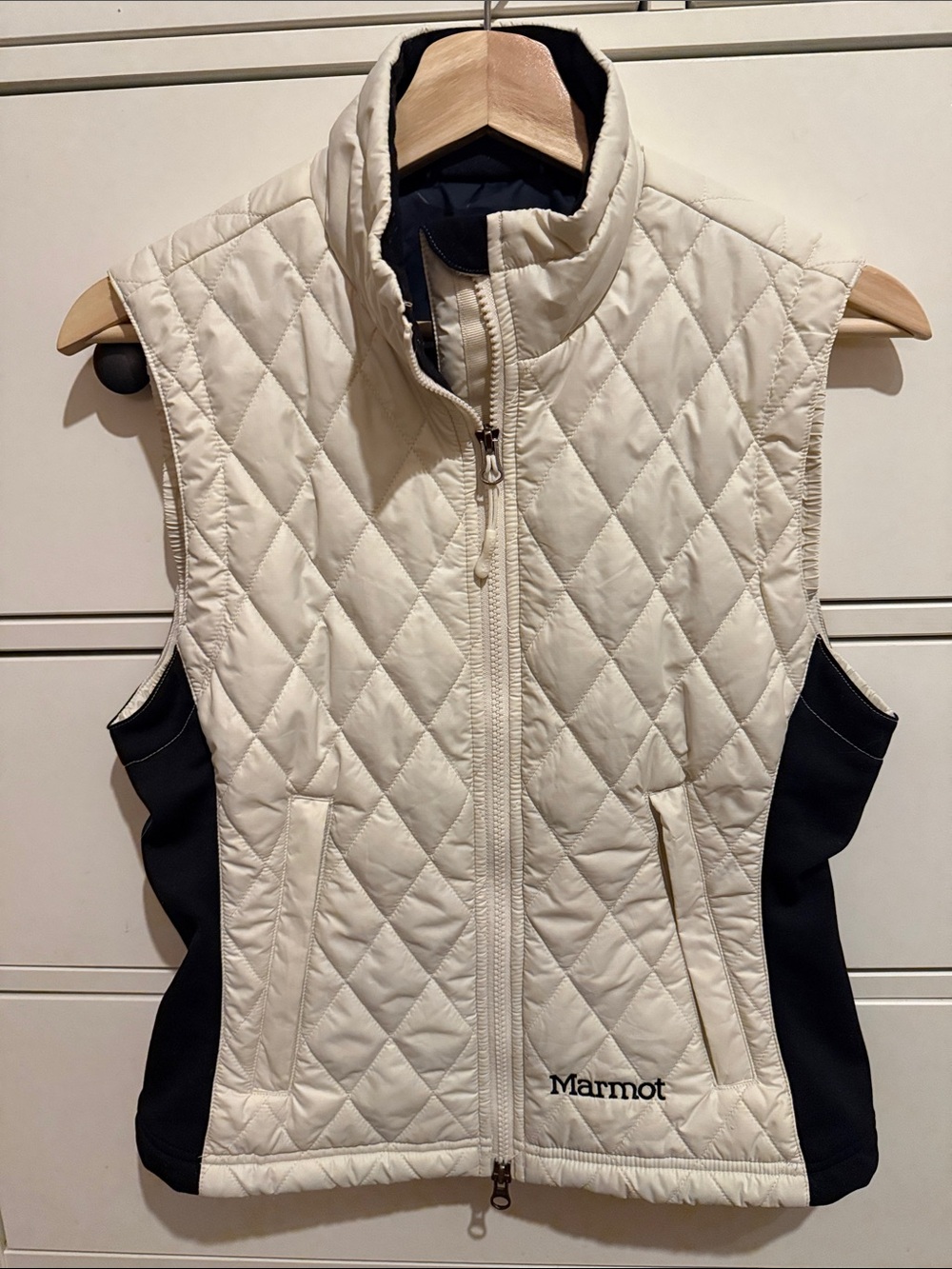 Marmot Cream Quilted Vest with Black Side Panels